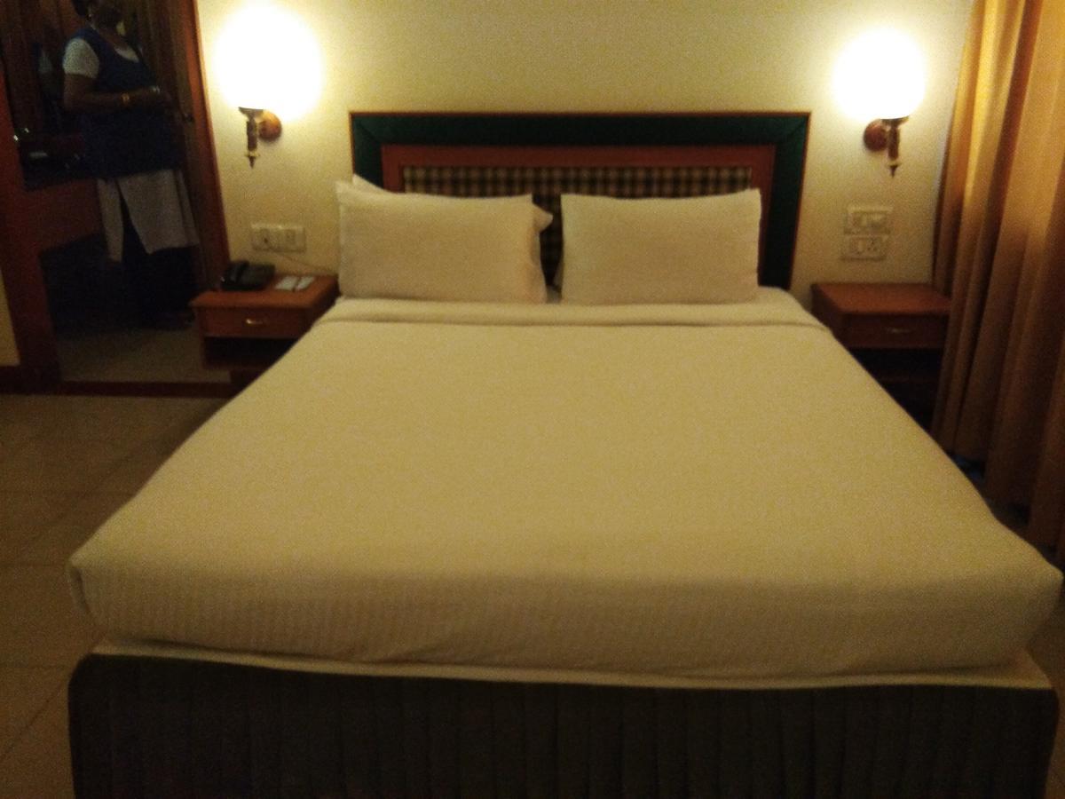 Hotel Pankaj トリバンドラム エクステリア 写真