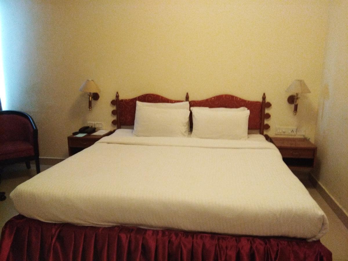 Hotel Pankaj トリバンドラム エクステリア 写真