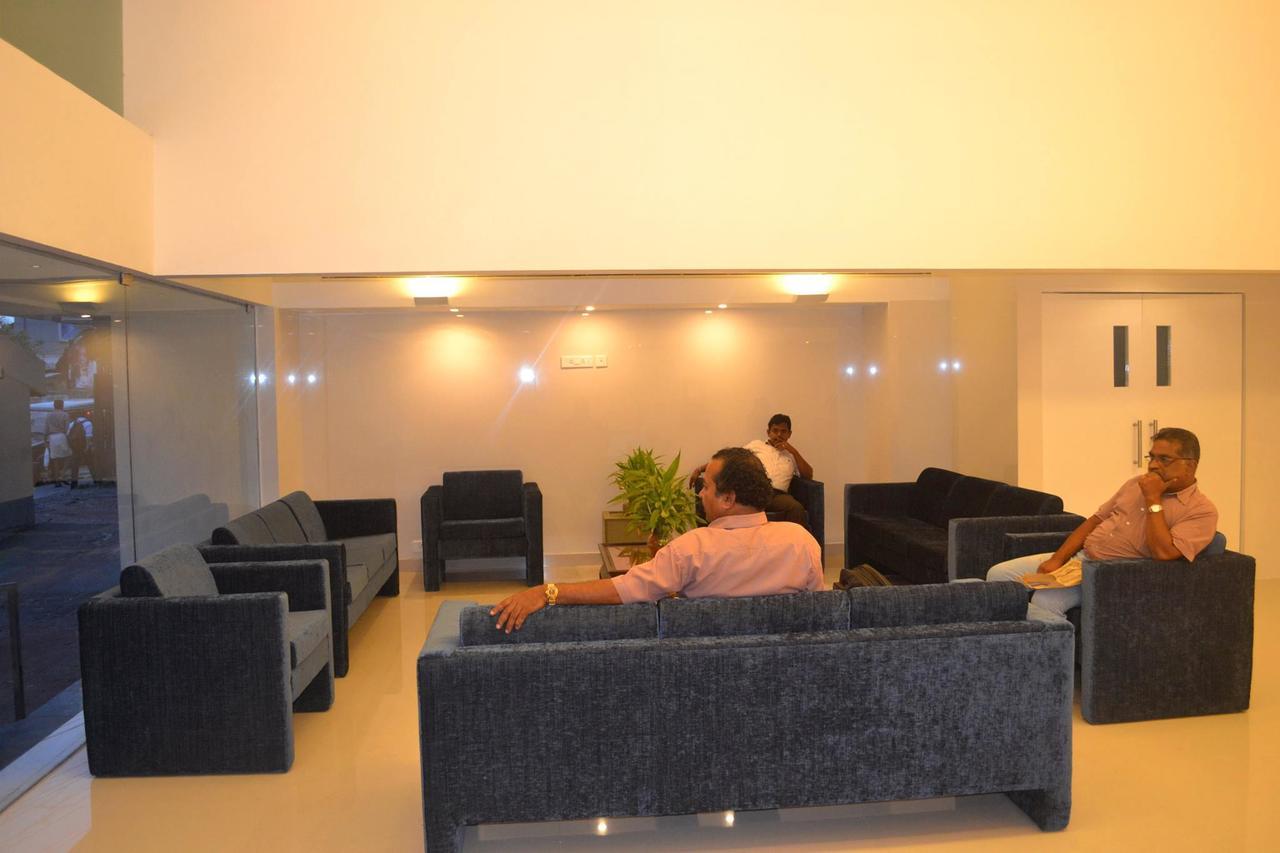 Hotel Pankaj トリバンドラム エクステリア 写真
