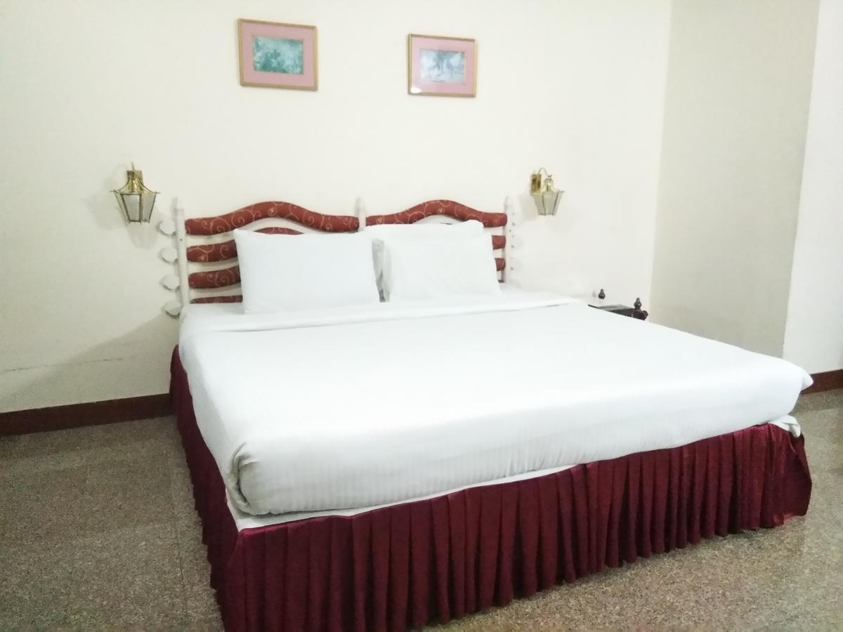 Hotel Pankaj トリバンドラム エクステリア 写真